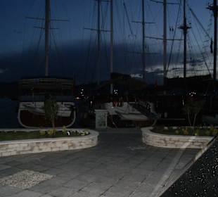 Port w Marmaris nocą