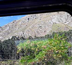 Zugfahrt durch das Heilige Teil