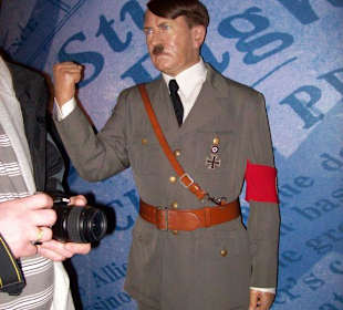 Adolf Hitler -.-