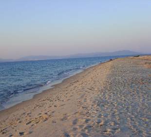 Der Sandstrand 5 Minuten vom Hotel entfernt