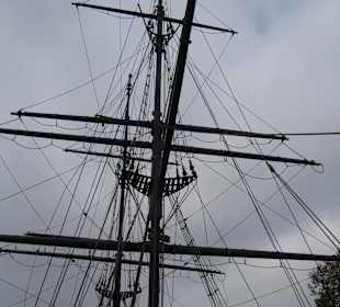 Mast des Museumsschiffes