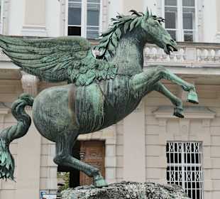 Der Pegasusbrunnen in Salzburg im Mirabellgarten