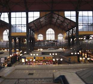 In der Markthalle