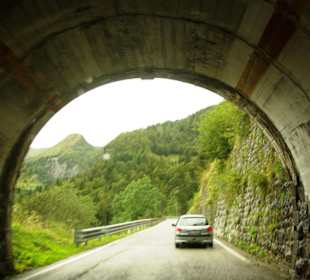 Aus den Tunnel heraus