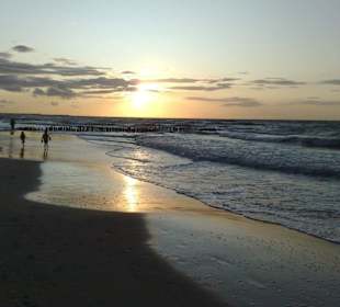 Strandpanaorama bei Sonnenuntergang