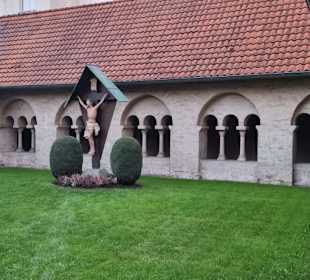 Gartenanlage der Kirche