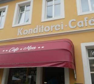 Volkach, Café Mees: Kaffee-Pause in der Altstadt