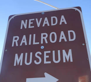 Hinweisschild am der Straße