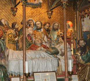 Der Maria-Schlaf-Altar im Dom