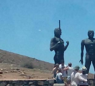 Bronzestatuen von Ayose und Guize 