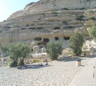 Höhlen am Strand