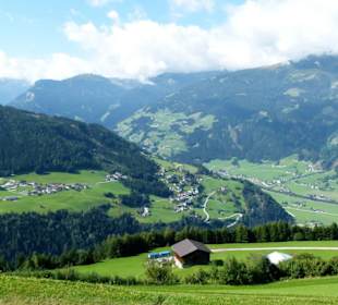 Blick von der Mittelstation der Arena