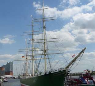 Rickmer Rickmers: Blickfang an den Landungsbrücken