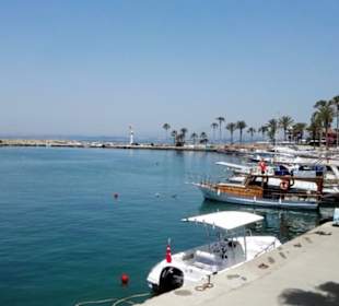 Der kleine Hafen von Side