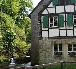 Intakte Wassermühle