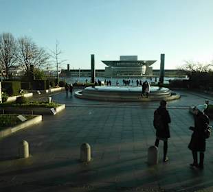 Blick auf die neue Oper