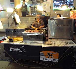 Food in Myeongdong Quarter