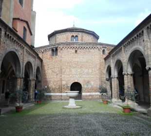 Basilika Santo Stefano