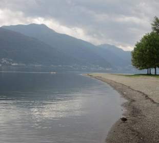 Seepromenade Dongo