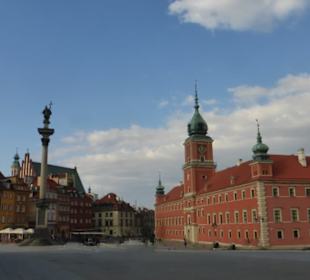 Am Plac Zamkowy, dem Schlossplatz in Warschau