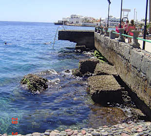 Über Treppen ins Hausriff