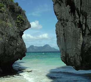 Unser Lunch Strand mit tollen Felsen