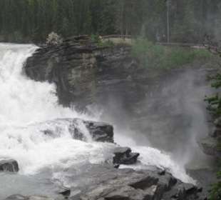 Athabasca Falls am Icefields Parkway