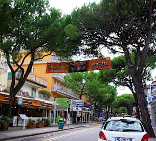 Entlang der Shoppingmeile