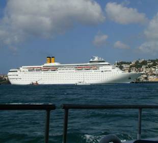 Costa Romantica vom Wassertaxi aus