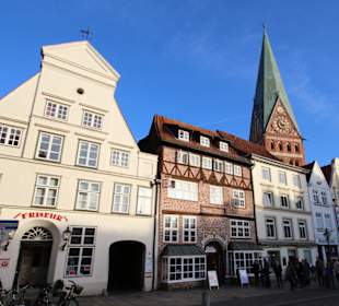 Prächtige Giebelhäuser am Sande