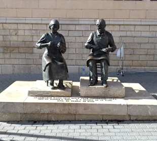 Schuhmacher Statue in Inca