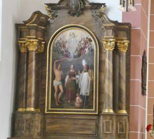 Assmannshausen: linker Seitenaltar / Agatha-Altar