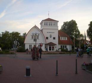 Das Kurhaus mit Touristeninformation