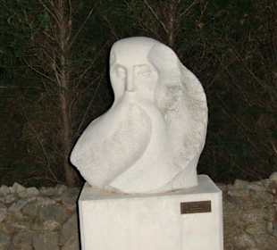 Kunst auf der Promenade zum Strand