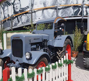 Super alte Nutzfahrzeuge