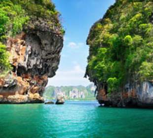 Laguneneinfahrt in die Insel Hong