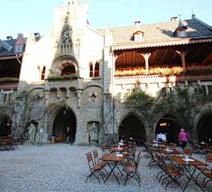 Restaurant Terrasse im Schloss Innenhof