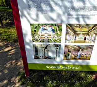 Infotafel zum Schloss (lettisch: Pils) Rundale