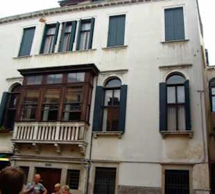 Schöne Erkerbalkone