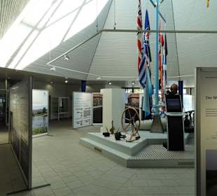 Im Infozentrum des WSA Minden