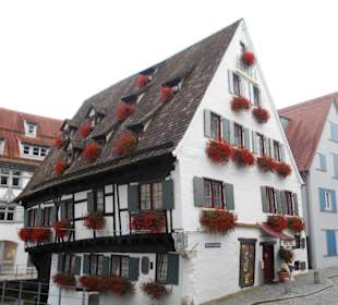 Schiefes Haus 