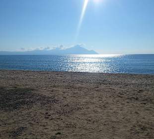Strandblick auf Berg Athos