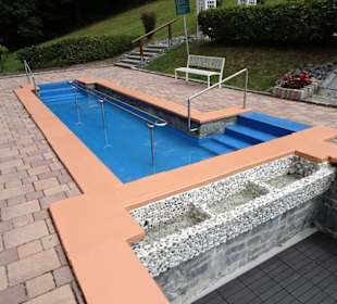 Kneipp-Becken im Kurpark von Bad Berneck