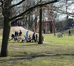 Spielplatz am Planschbecken