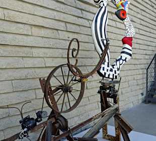  Arbeit von Jean Tinguely & Niki Saint Phalle