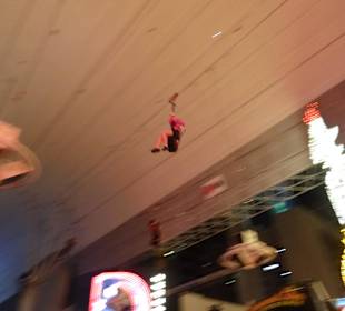 Zip Line über der Fremont Street