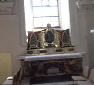Hofkirche „Unserer Lieben Frau“