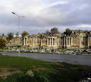 Antike an der Straße