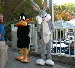 Bugs Bunny & Duffy Duck