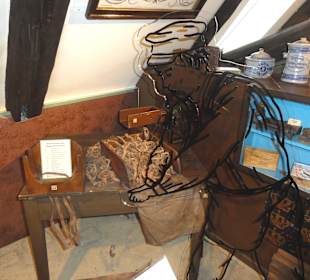 Rundgang durch die Ausstellung des Museums